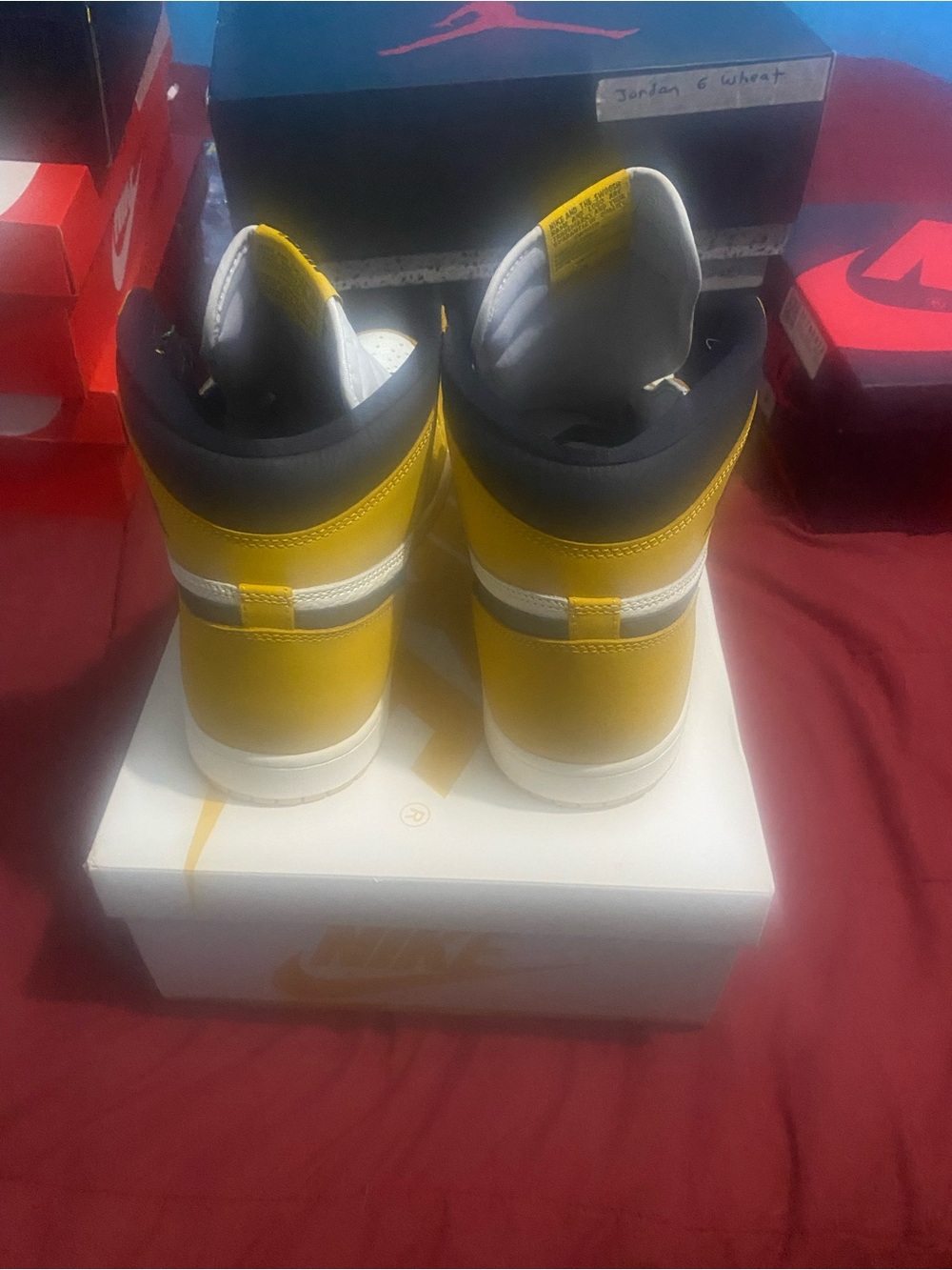 Jordan 1 high yellow ochre - Picture 4 of 4
